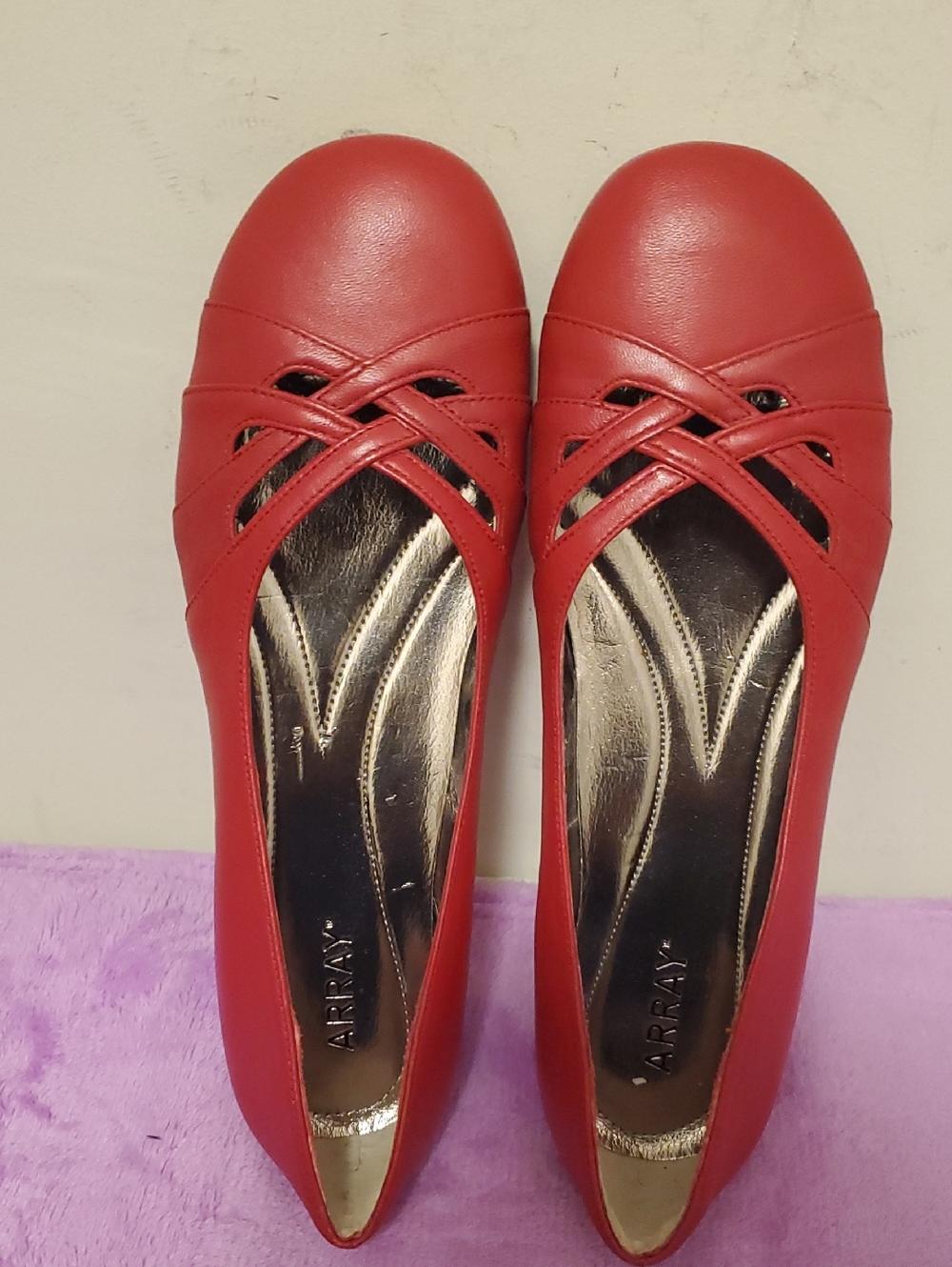 Array Red Women's Crisscross Ballet Flats